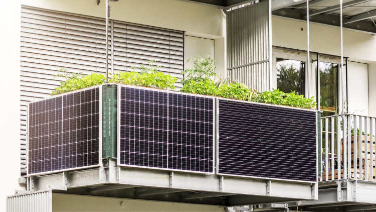 Fotovoltaico da balcone: soluzione compatta ed economica per la sostenibilità